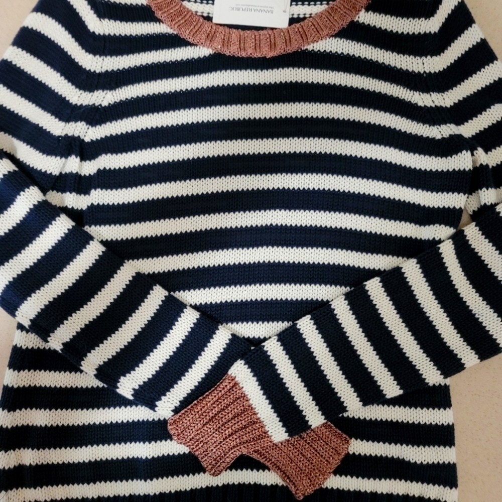 banana Republic sweater